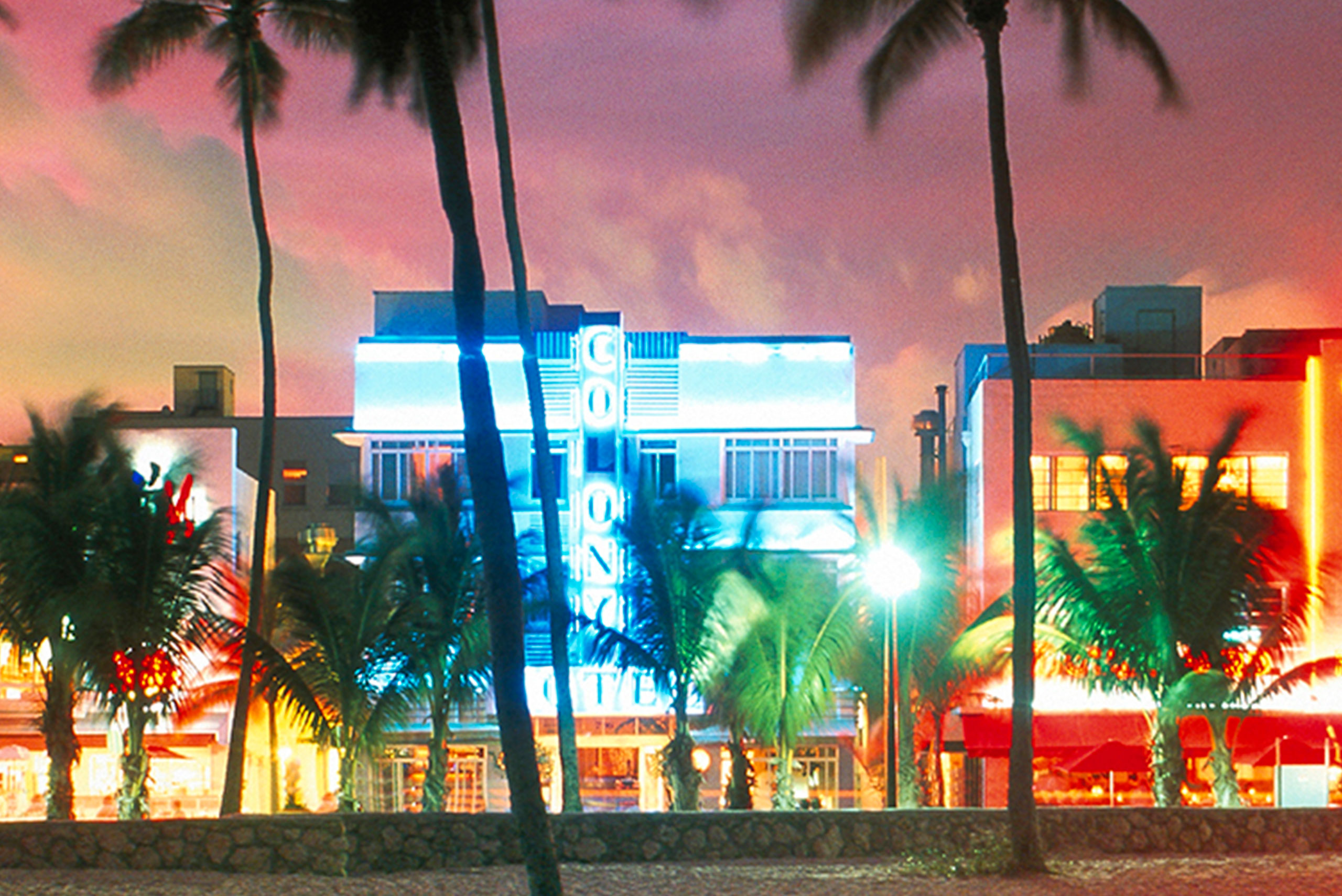 Ocean Drive at dusk, Miami